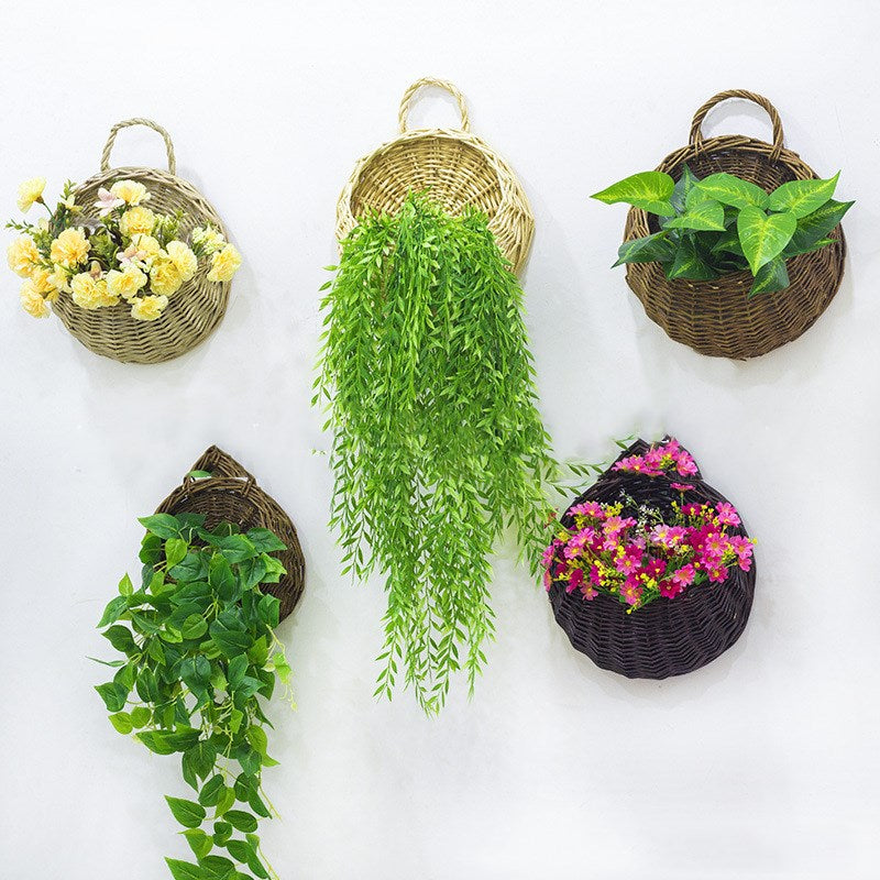 Handmade willow wall basket – view 1