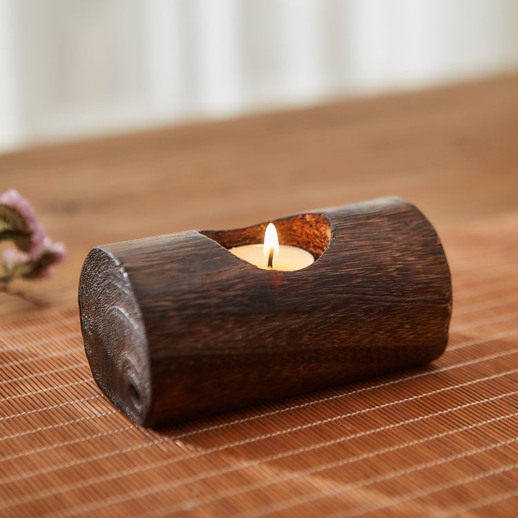 Wooden log tealight holder – view 3