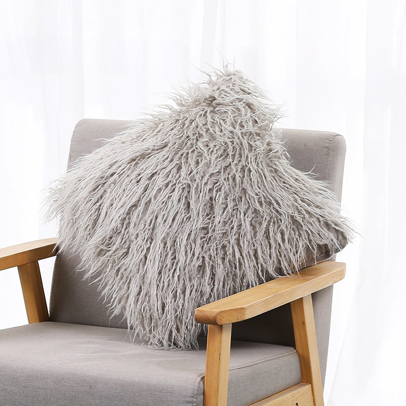 Long-pile faux fur pillow cover – view 4