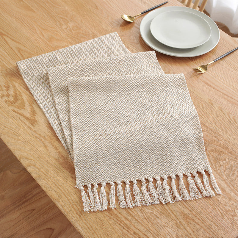 Woven Cotton Table Runner with Tassels – Chevron