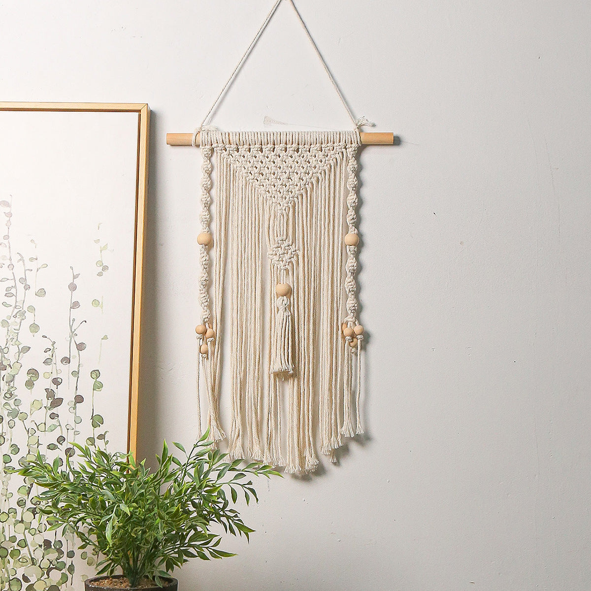 Macramé wall hanging with wood beads – view 2