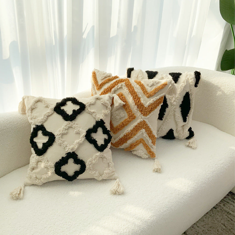 Boho tufted pillow with tassels – view 3