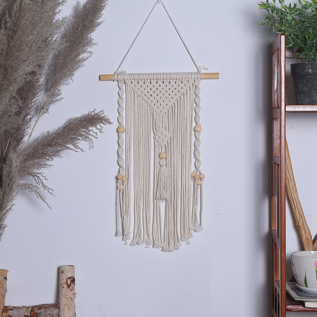Macramé wall hanging with wood beads – view 1