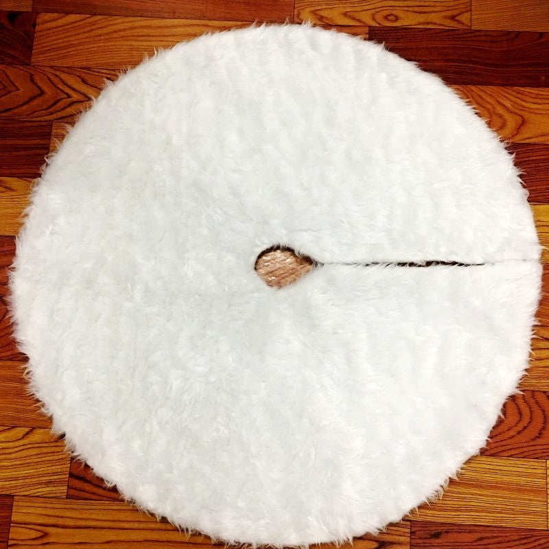 White faux fur Christmas tree skirt – view 7