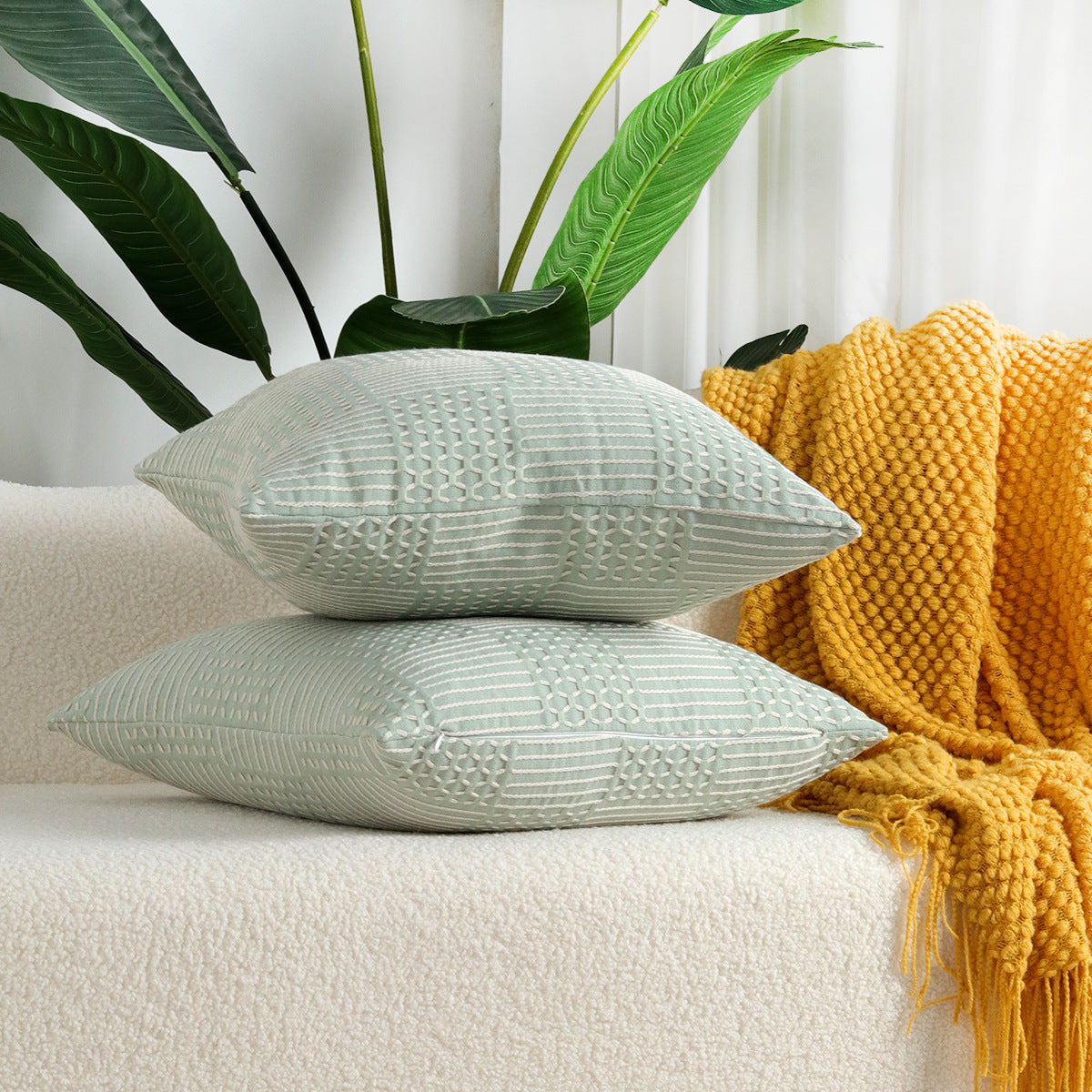 Textured woven jacquard pillow cover – view 7