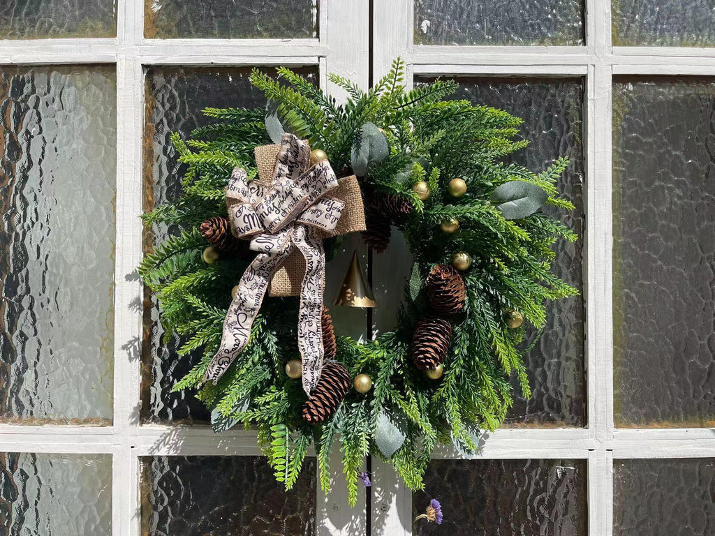 Pine & Pinecone Christmas Wreath – 40 cm – Natural Green