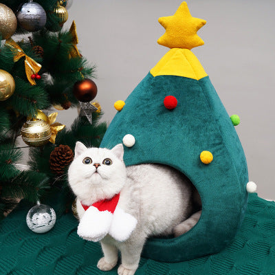 Christmas tree shaped cat bed with star topper – view 2