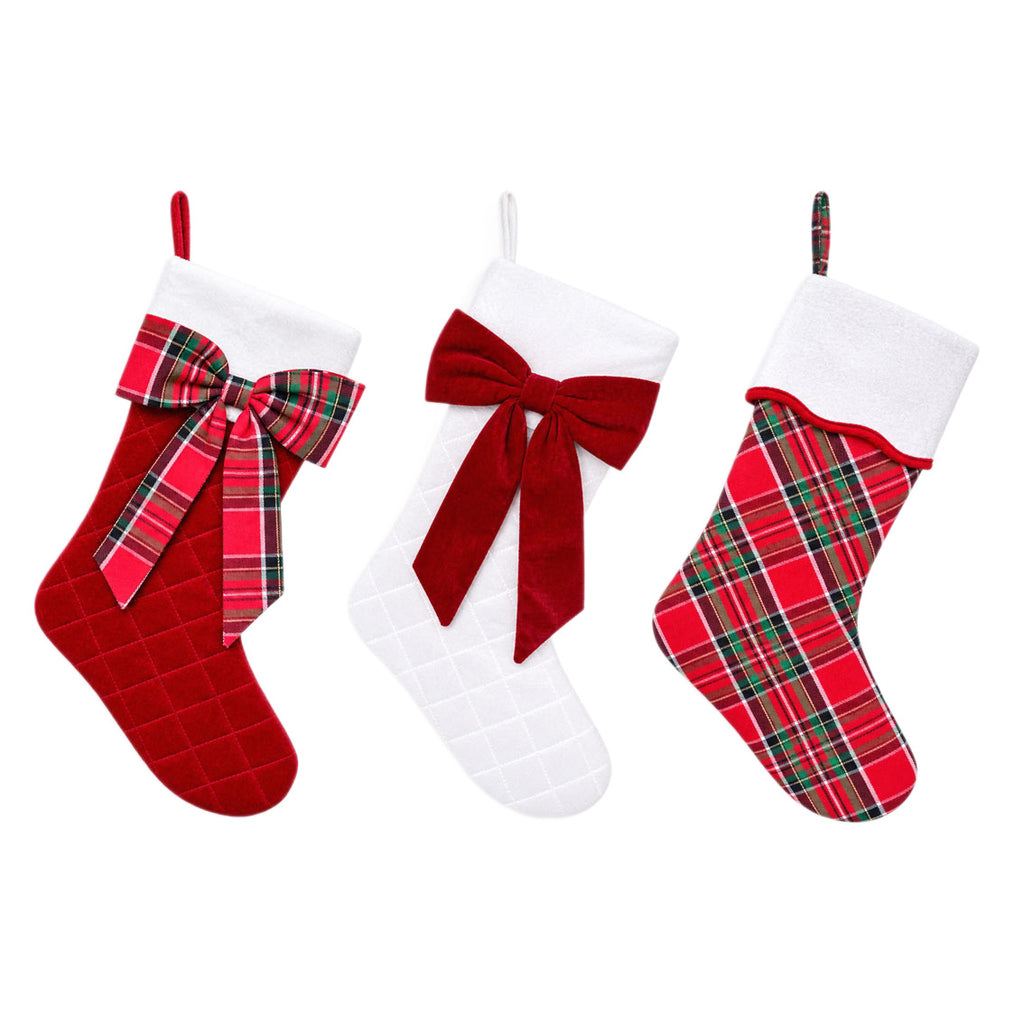 Classic Christmas stocking in red velvet, white plush or red tartan – view 1