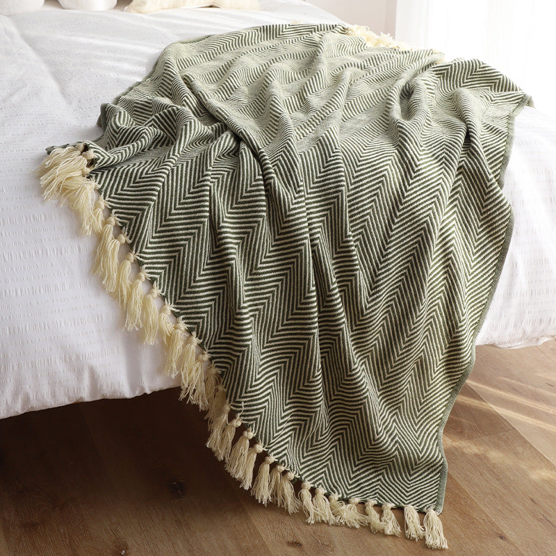 Herringbone woven throw with tassels – view 5
