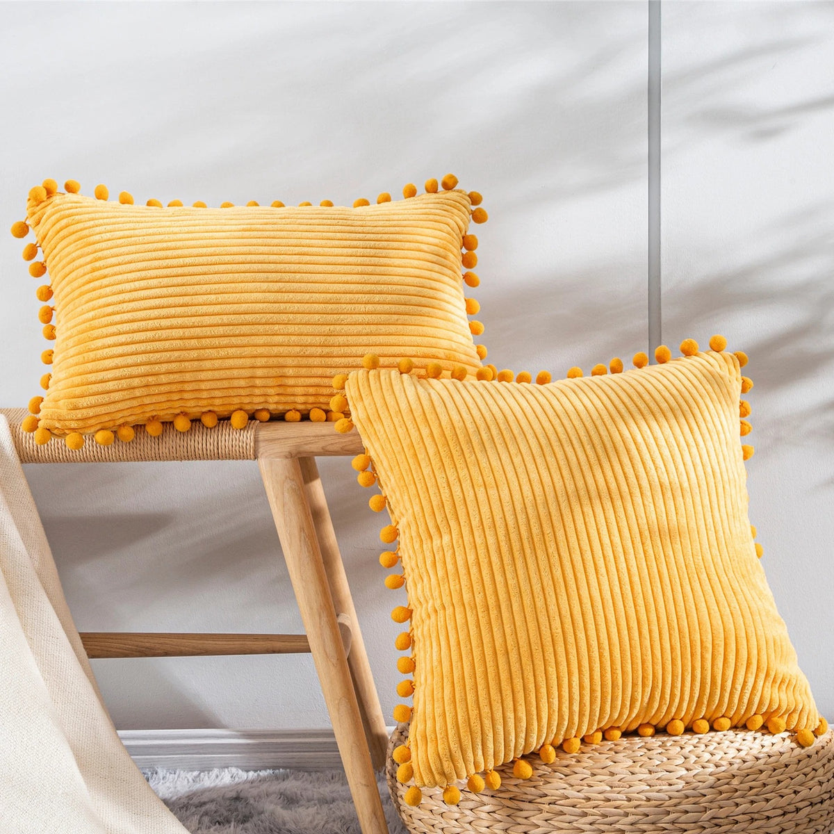 Corduroy pillow cover with pom-pom trim – view 4